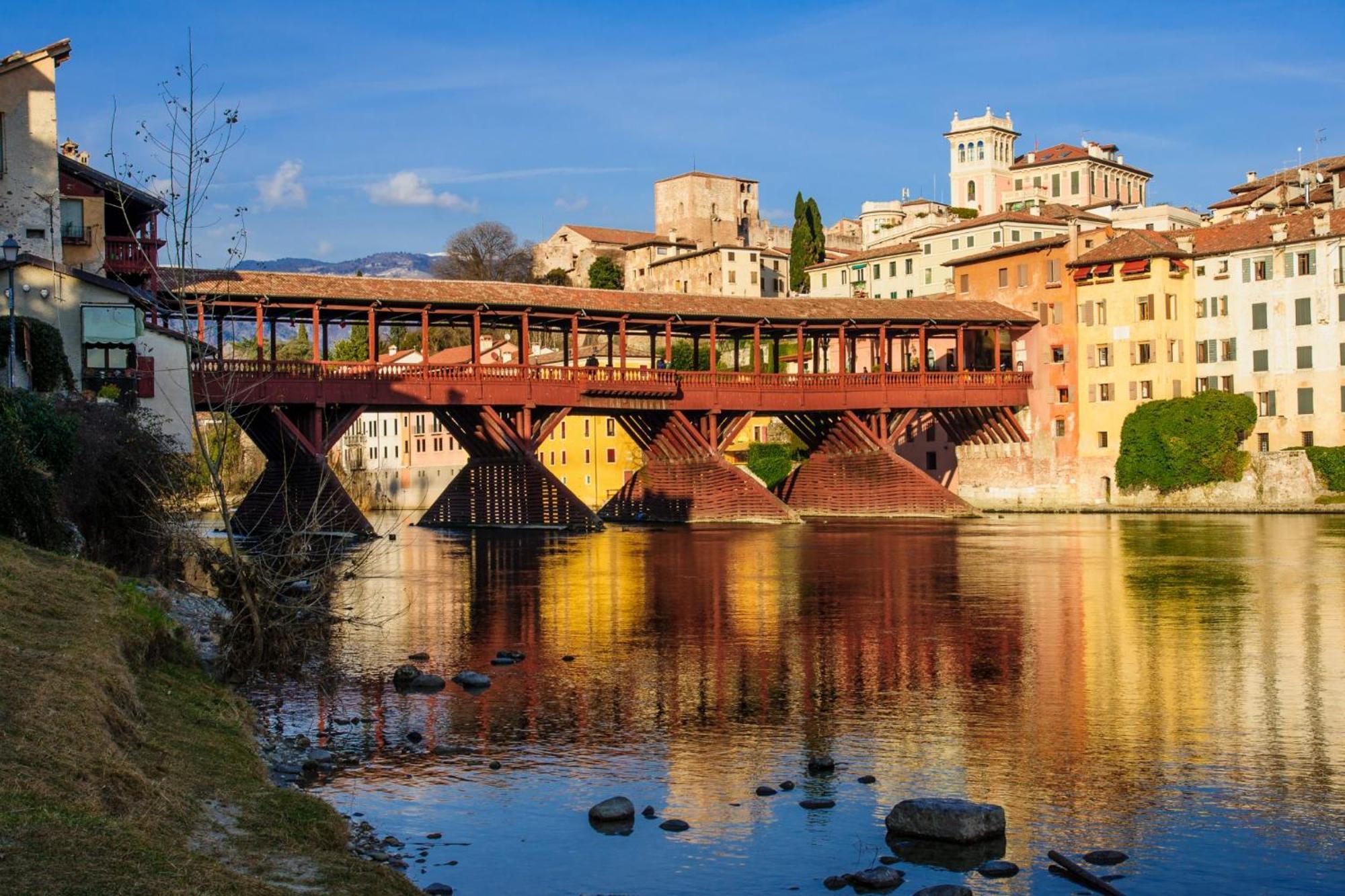 Ponte Vecchio, Elegante Appartamento A Due Passi Dal Centro Бассано-дель-Граппа Экстерьер фото